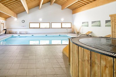 Ferienhaus mit Whirlpool und Pool