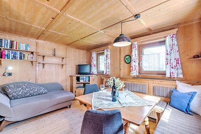 Einladendes Ferienhaus in Tirol