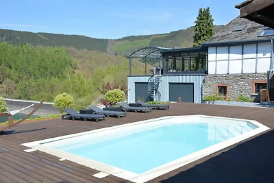 Villa in Stavelot mit Seeblick, Whirlpool