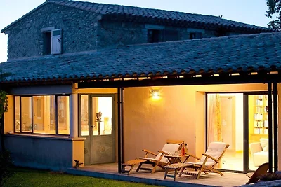 Ferienhaus in Bonnieux mit Schwimmbecken