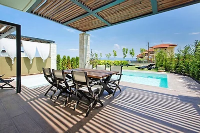 Lussuosa villa sulla penisola di Halkidiki co...