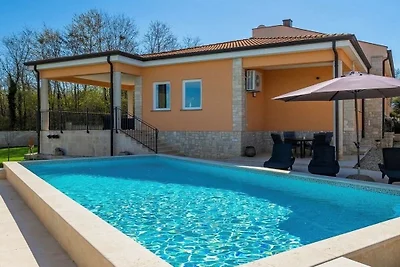 Villa a Parenzo con piscina