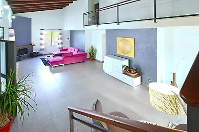 Großzügige Villa in Syrakus mit privatem...