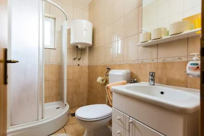 Apartmani Bridić Okrug Donji - Two Bedroom Ap...