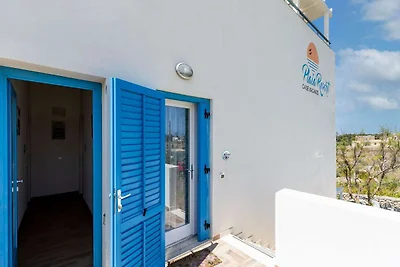 Casa vacanze in stile isolano con piscina a F...