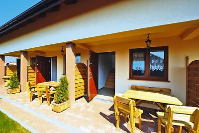 Ferienhaus mit Terrassen für 5 Personen
