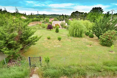Charmantes Ferienhaus in Talairan mit Pool