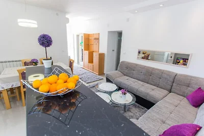 Apartment Mojaš - Two Bedroom Apartment with...