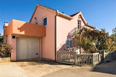 Trogir Comfortable Apartment with Terrace - T...