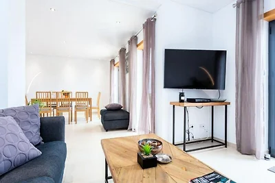 Villa in Raposeira mit Meerblick