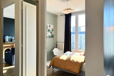 Helle Aussicht auf das Museum La Petite Ecole