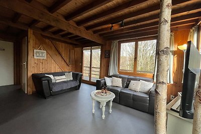 Elegantes Chalet mit Sauna und Whirlwanne in...