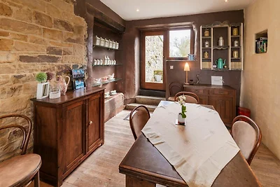 Casa vacanze a Tinlot vicino alla foresta