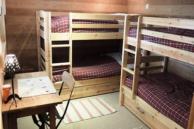 Chalet in der Nähe der Skipisten von Mont...