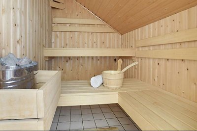 Vakantiehuis met sauna en vissteigers