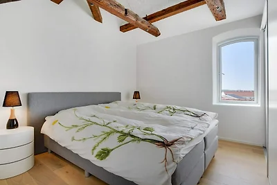 Zweigeschossiges Loft mit großer Terrasse