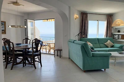 Apartament w Nerja blisko plaży Carabeillo