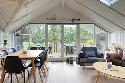 6 Personen Ferienhaus in Væggerløse-By Traum