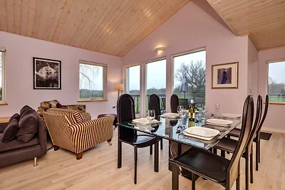 Eco Norfolk Golf Lodge con piscina