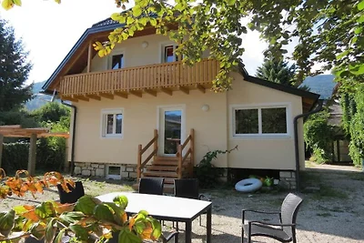 "großes Ferienhaus"