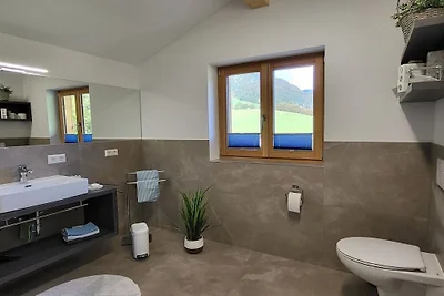 3 Raum Familienwohnung  "Schneerose"
