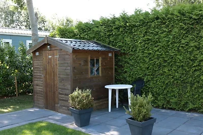 Gepflegtes 6-Personen-Chalet in Küstennähe