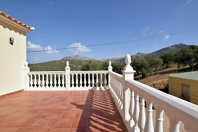 Villa moderna a Villanueva del Trabuco con...