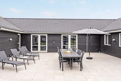Luxuriöses Strandhaus für 20 Personen