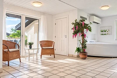 12 Personen Ferienhaus in Oksbøl