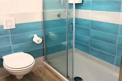 Terrasse, Klimaanlage und privater Parkplatz