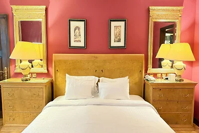 Stijlvolle Deluxe Queen Kamer in het...