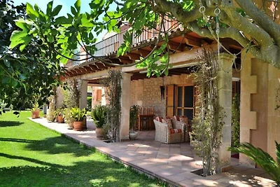 Villa a Binissalem con piscina e vigneto