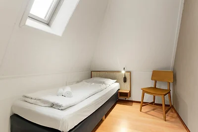 Haus mit Waschmaschine beim Zuidlaardermeer
