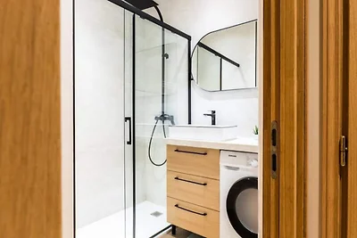 3-Zimmer-Wohnung im Stadtzentrum mit Garten, ...