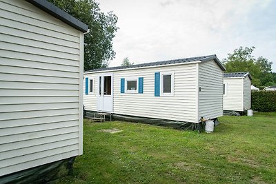 Gemütliches Mobilheim mit Terrasse im Herzen