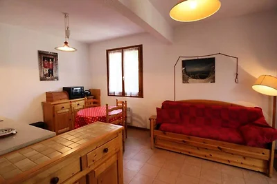 Apartment in Arêches-Beaufort Ski-In/Out