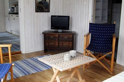 2 person holiday home in KUNGSHAMN