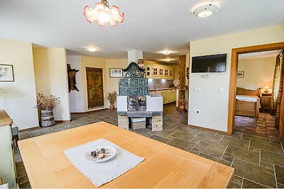 Hidden Authentic Haven Apartments - One Bedro...