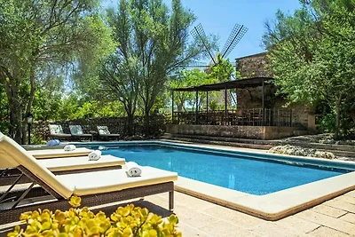 Schönes Ferienhaus mit privatem Pool