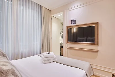 Suite met airconditioning Opera-Louvre-2...