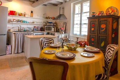 Verwarmd zwembad appartement in Uzès