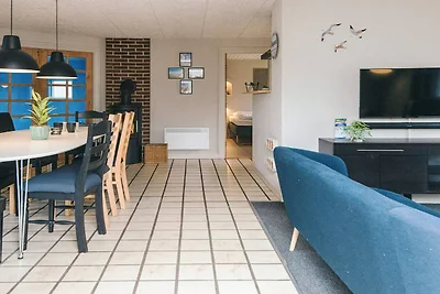 12 Persone case ad Oksbøl