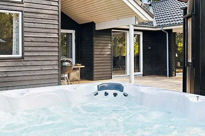 14 Personen Ferienhaus in Væggerløse