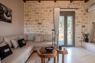 Villa in Prinos mit Pool & Strandnähe