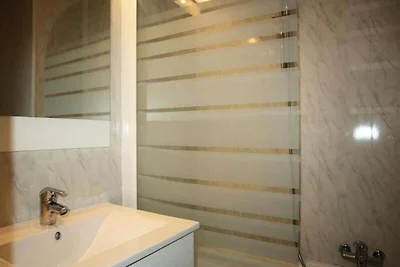 Wohnung in Les Orres mit Blick auf das Tal