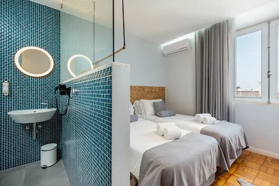 Geräumige Wohnung mit Balkon in Porto