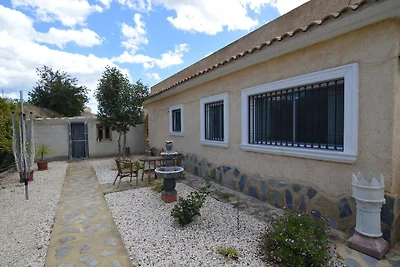Accogliente casa vacanze con piscina