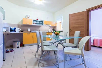 Standard Two Bedroom Apartment with Terrace (...