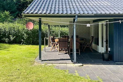 Ruim meerzijde toevluchtsoord -- By Traum...