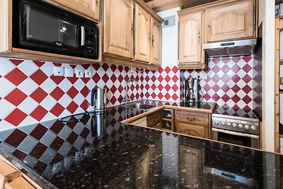 Komfortable Wohnung · Pistennähe · Balkon